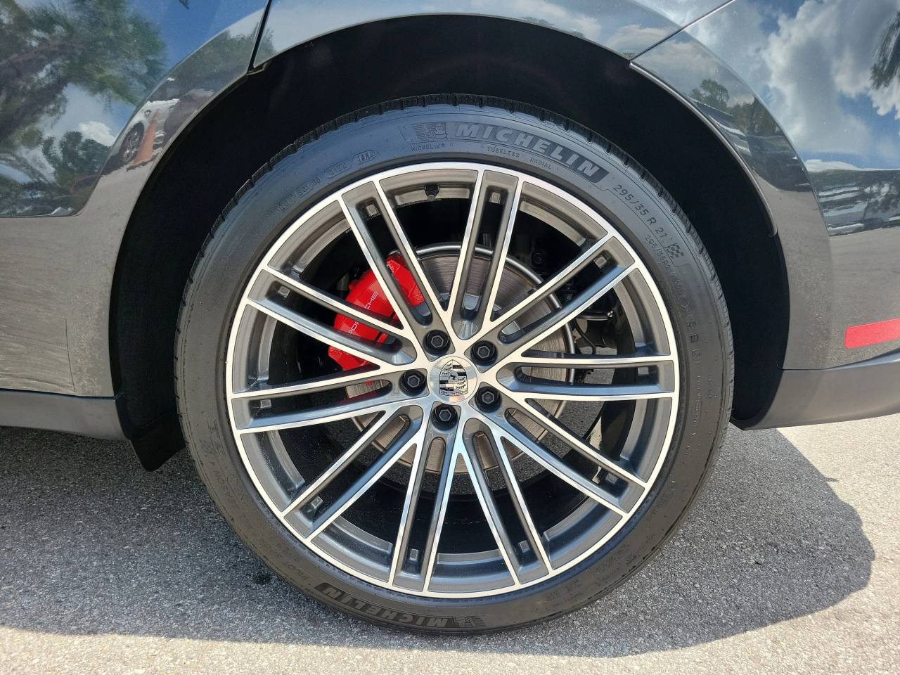 2025 Porsche Macan S