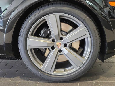 2026 Porsche Cayenne GTS