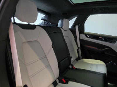 2026 Porsche Cayenne GTS