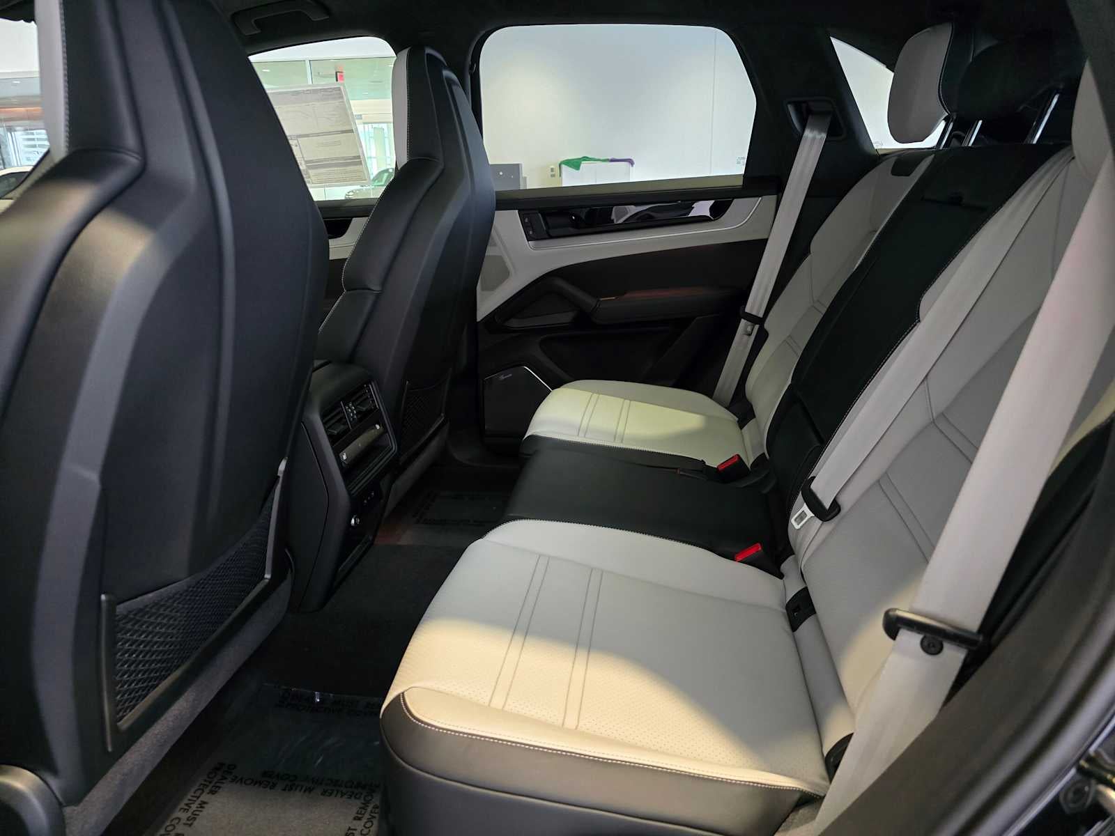 2026 Porsche Cayenne GTS
