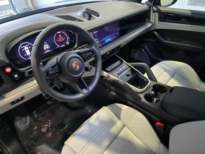 2026 Porsche Cayenne GTS