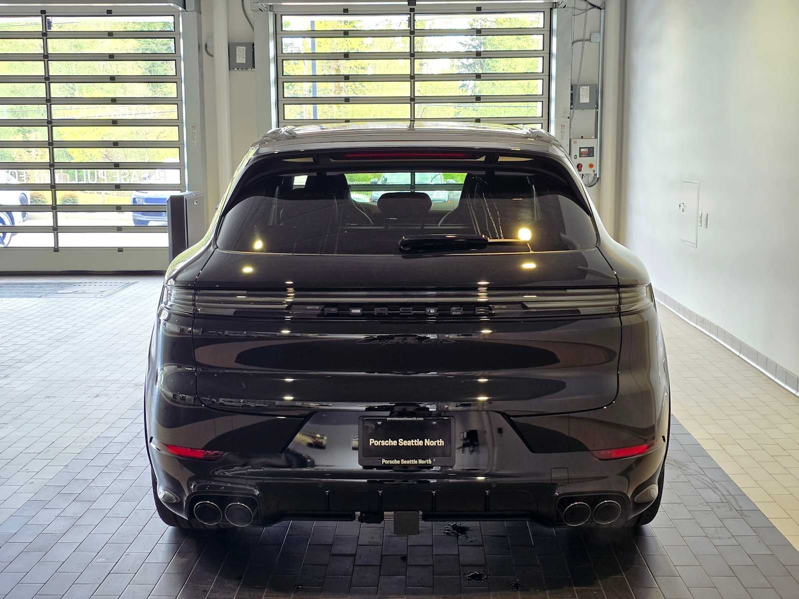 2026 Porsche Cayenne GTS