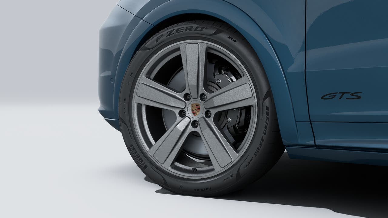 2025 Porsche Cayenne GTS