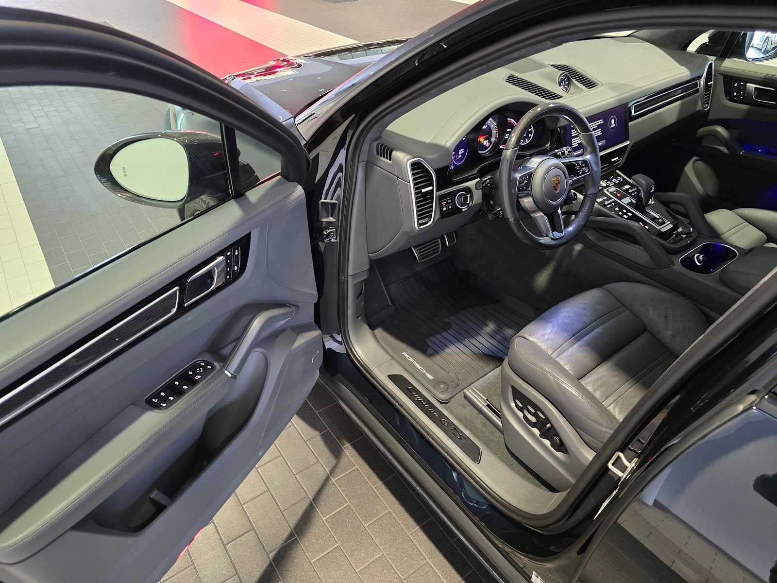 2023 Porsche Cayenne GTS