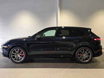 2023 Porsche Cayenne GTS