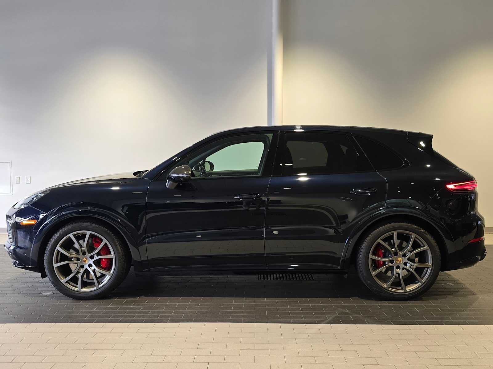 2023 Porsche Cayenne GTS