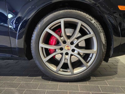 2023 Porsche Cayenne GTS
