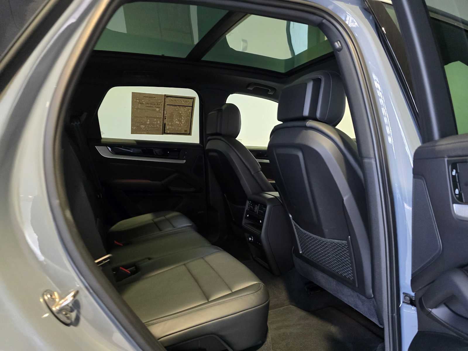 2024 Porsche Cayenne S