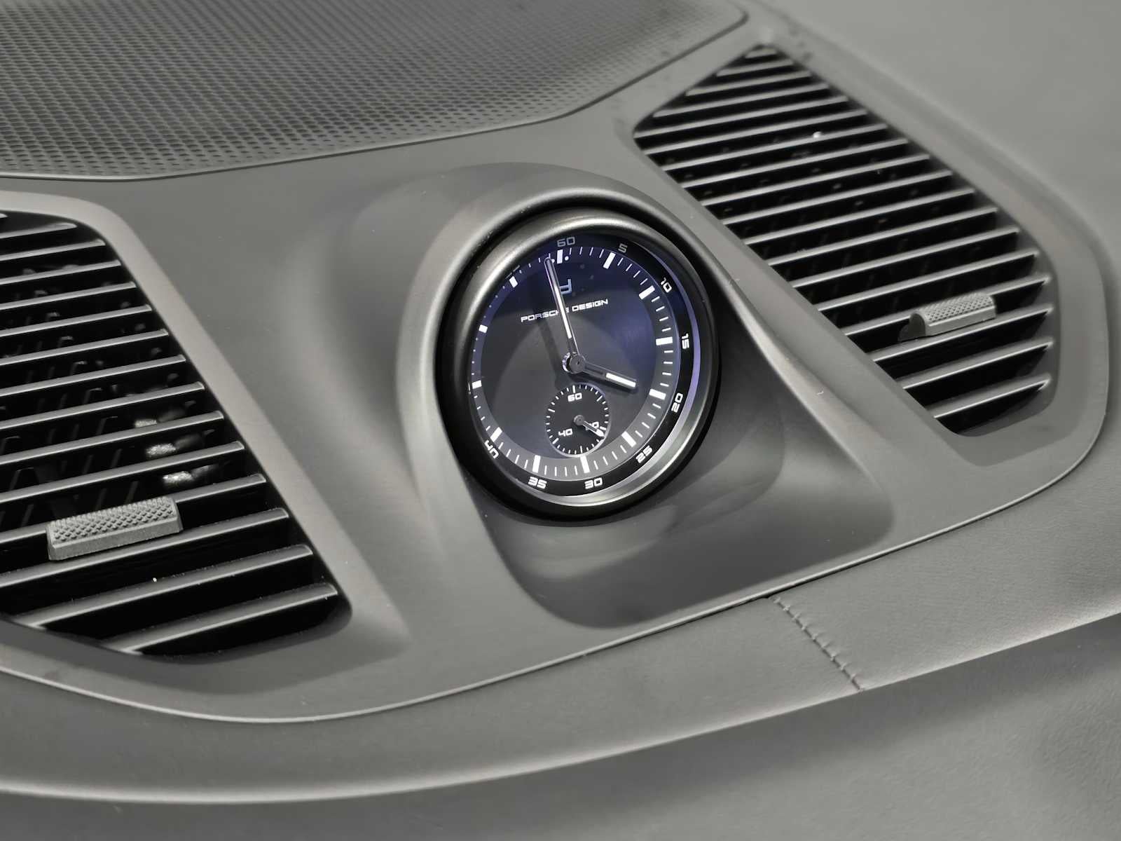 2024 Porsche Cayenne S E-Hybrid