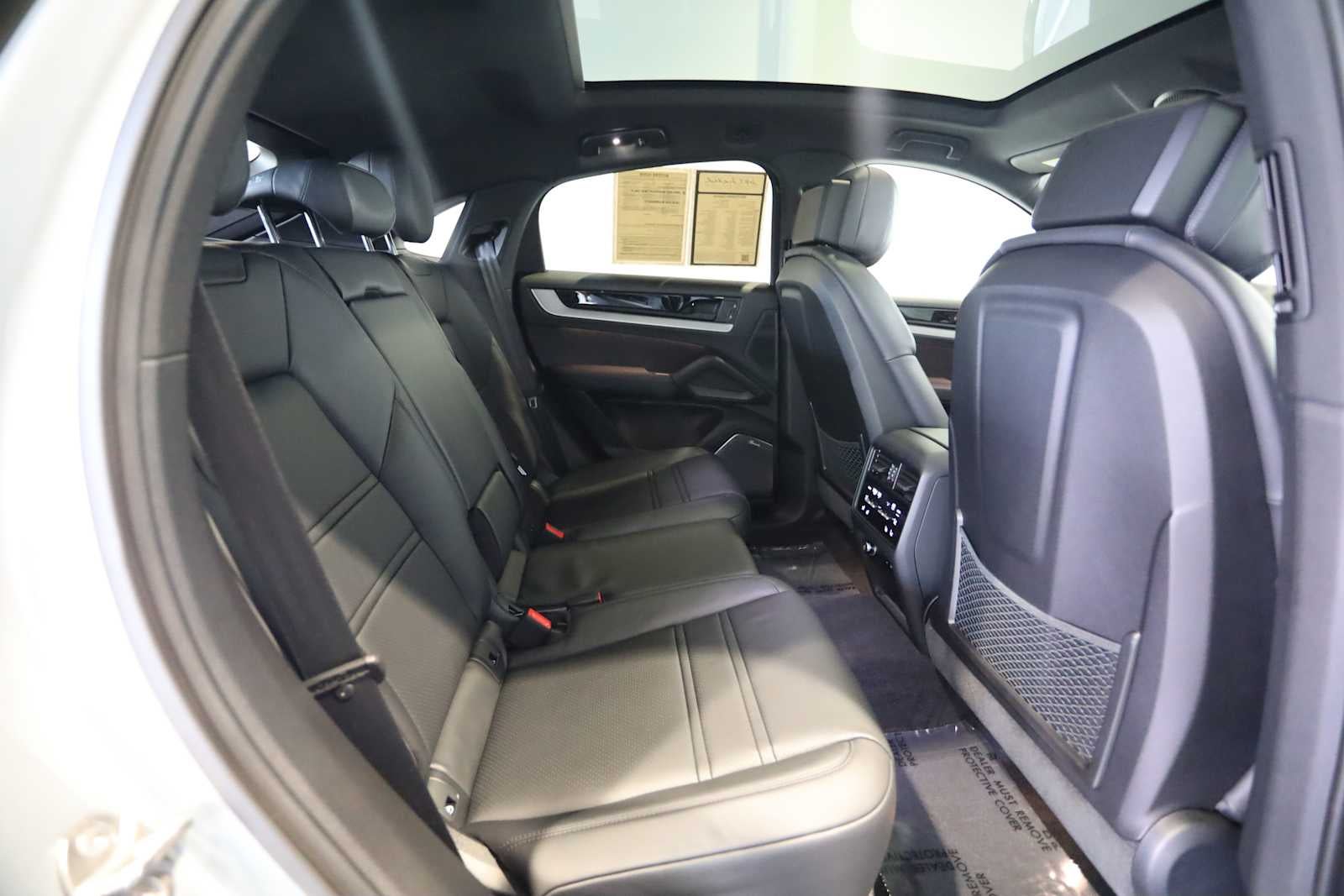 2024 Porsche Cayenne Cayenne Coupe