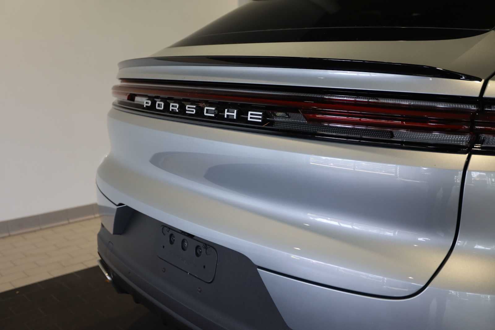 2024 Porsche Cayenne Cayenne Coupe