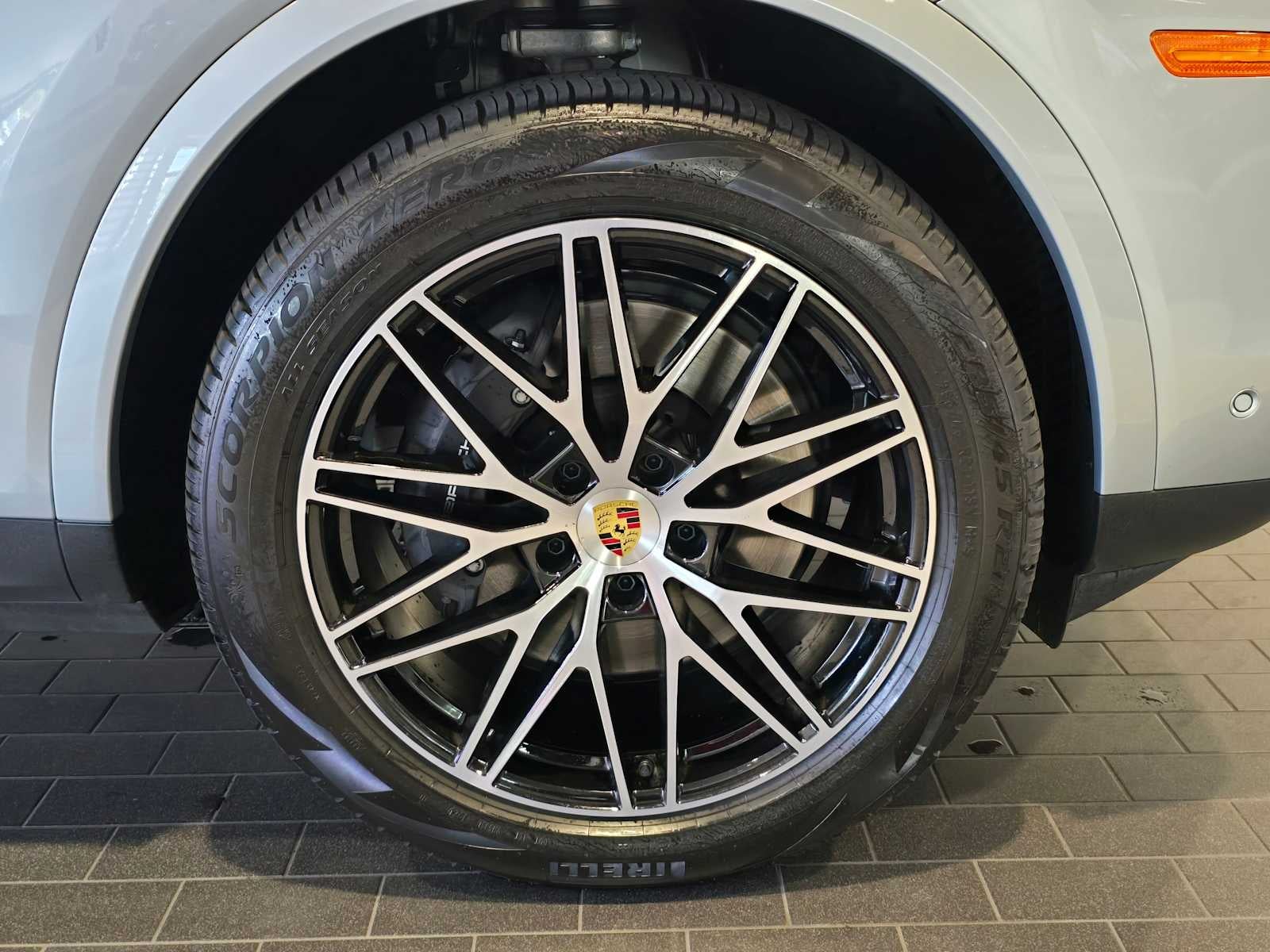 2024 Porsche Cayenne Base