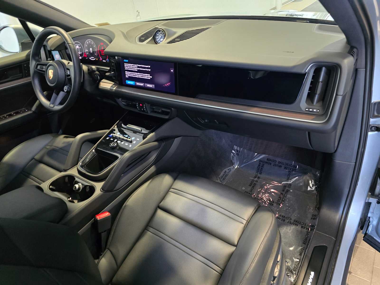 2024 Porsche Cayenne Base