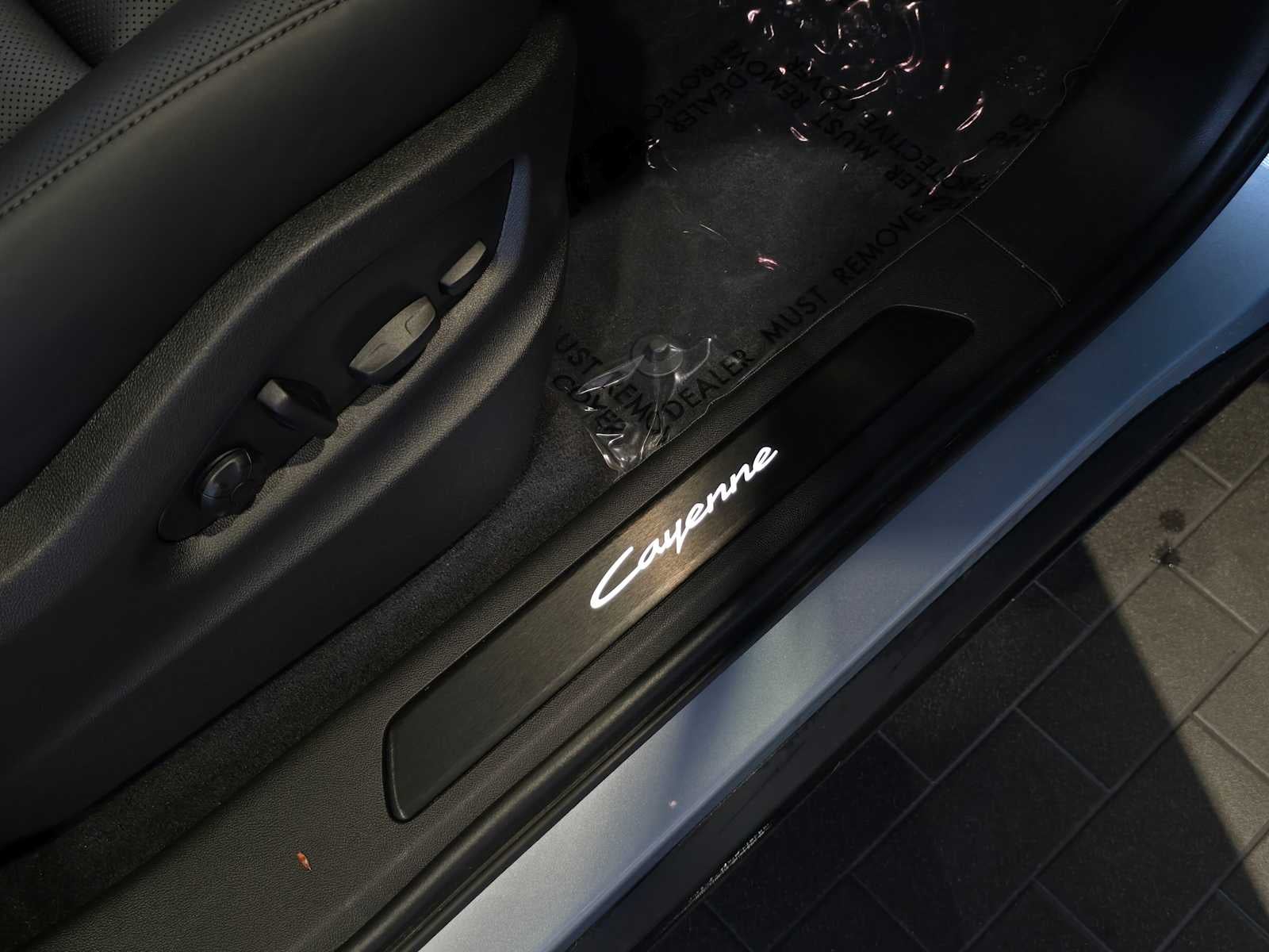 2024 Porsche Cayenne Base