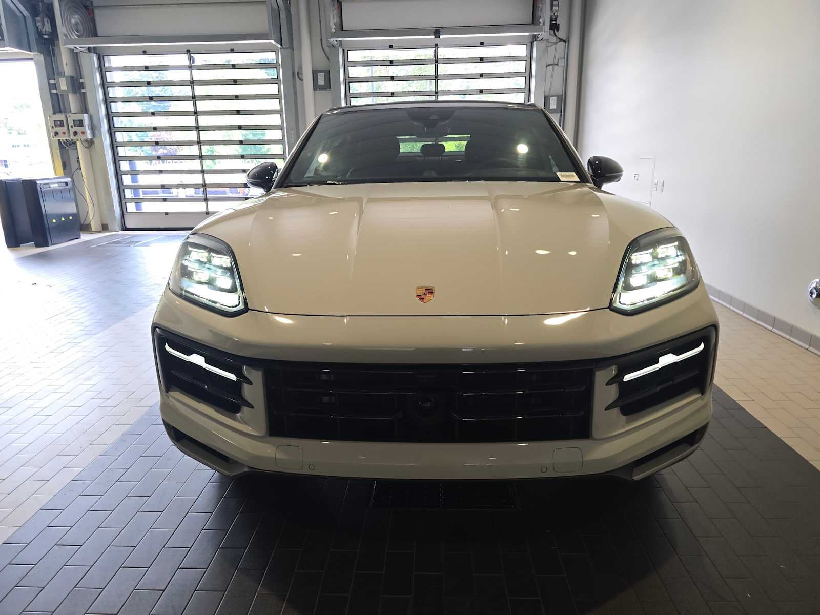 2025 Porsche Cayenne Cayenne Coupe