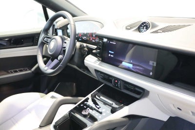 2026 Porsche Cayenne Cayenne Coupe