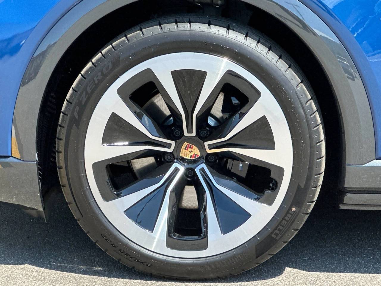 2026 Porsche Cayenne Cayenne Coupe Electric