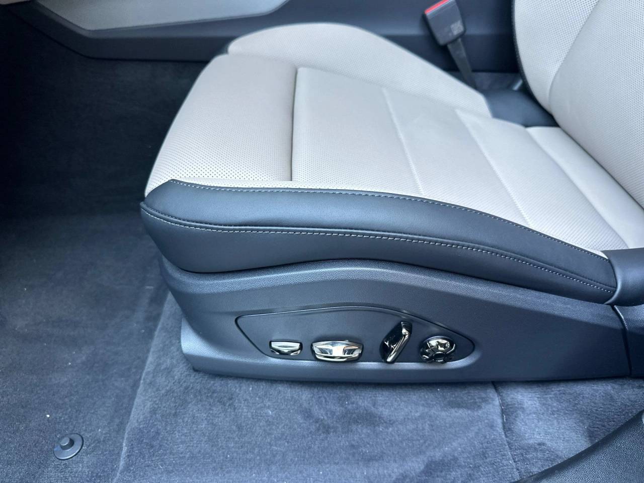 2026 Porsche Cayenne Cayenne Coupe Electric