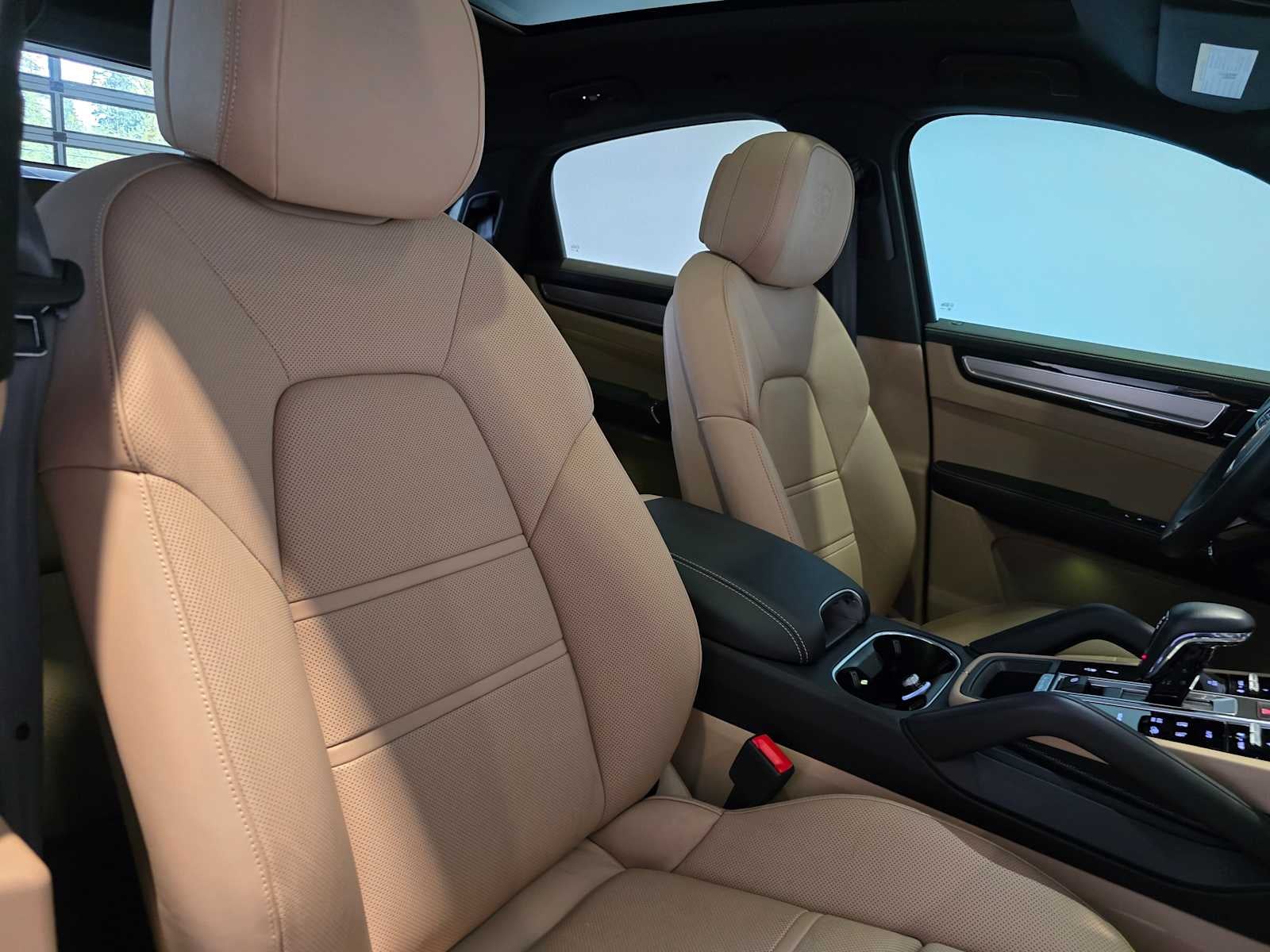 2023 Porsche Cayenne Platinum Edition Hybrid