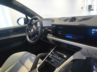 2026 Porsche Cayenne Cayenne GTS Coupe