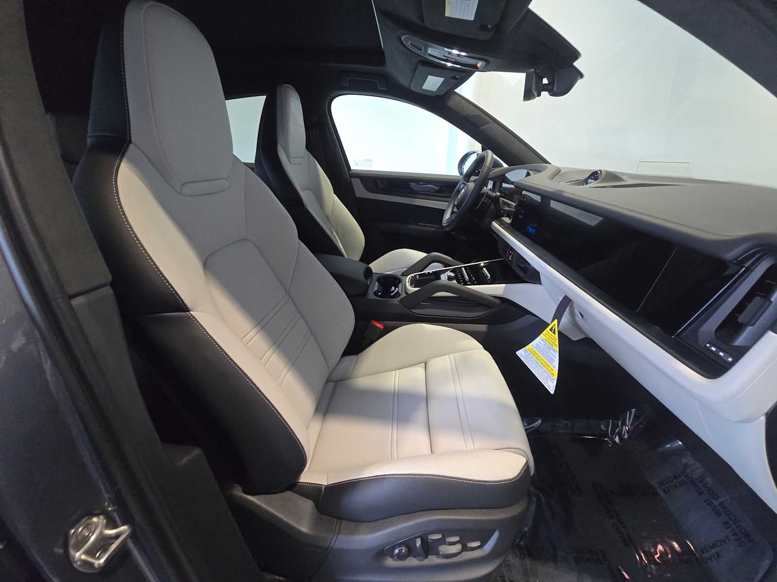 2026 Porsche Cayenne Cayenne GTS Coupe