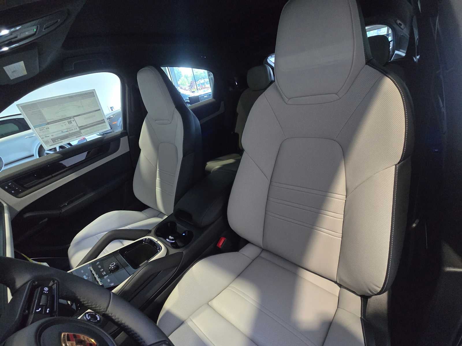 2026 Porsche Cayenne Cayenne GTS Coupe