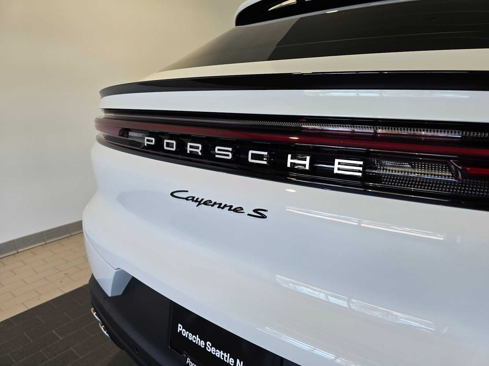 2025 Porsche Cayenne S