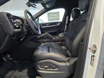 2025 Porsche Cayenne S