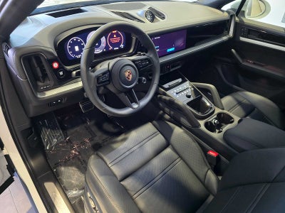2025 Porsche Cayenne S