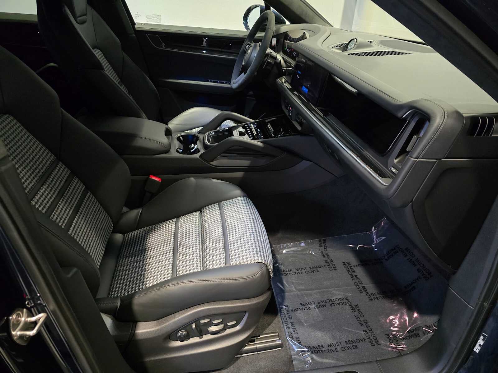 2026 Porsche Cayenne Turbo E-Hybrid