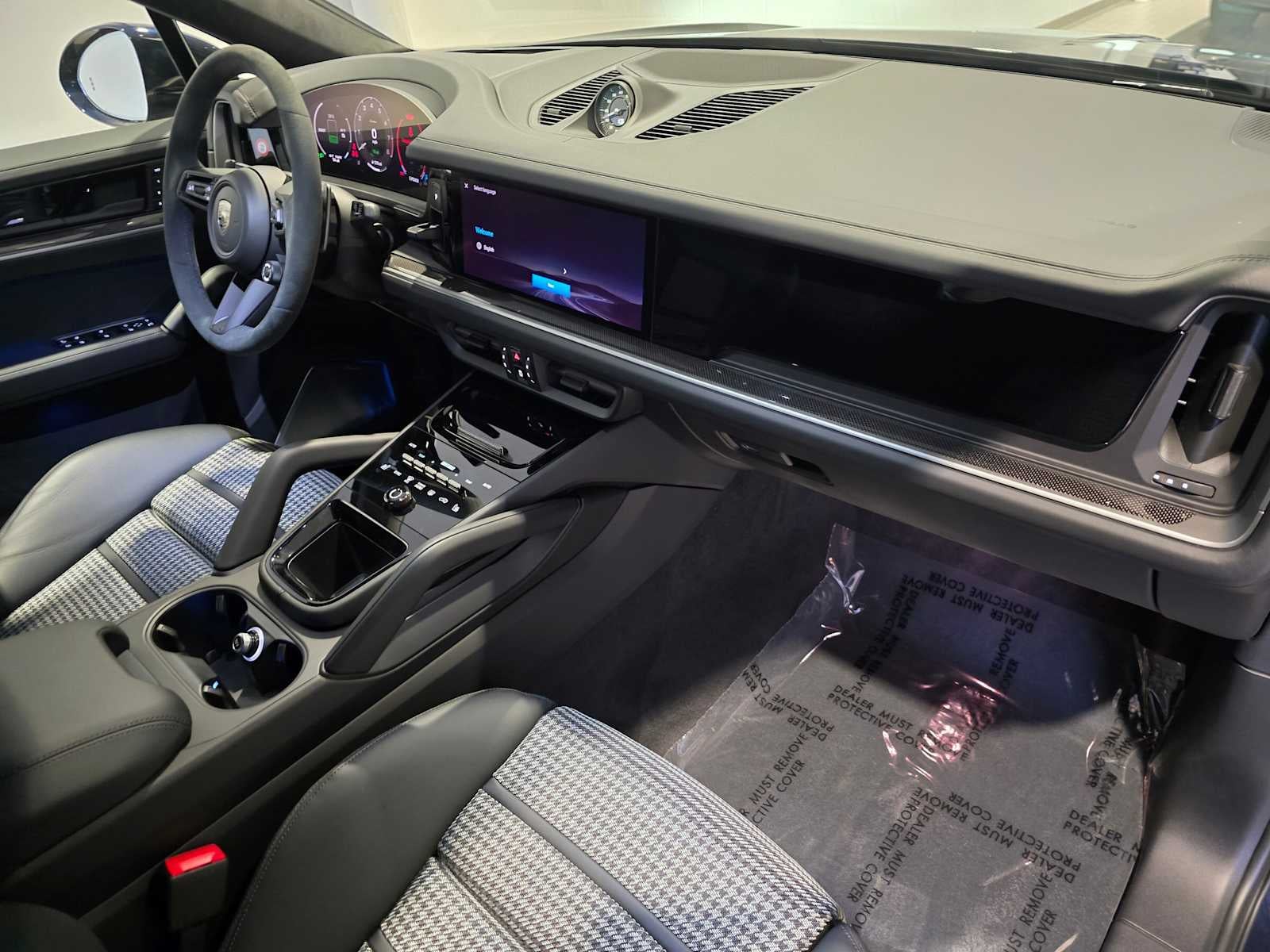 2026 Porsche Cayenne Turbo E-Hybrid