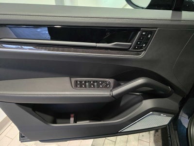 2026 Porsche Cayenne Turbo E-Hybrid