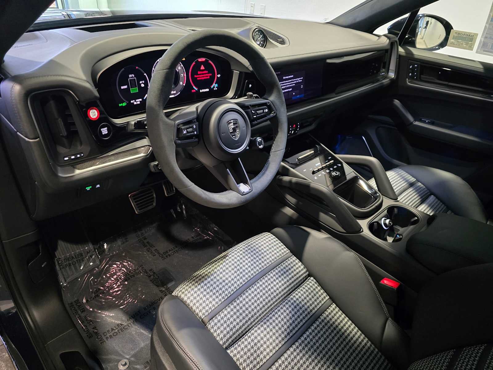 2026 Porsche Cayenne Turbo E-Hybrid