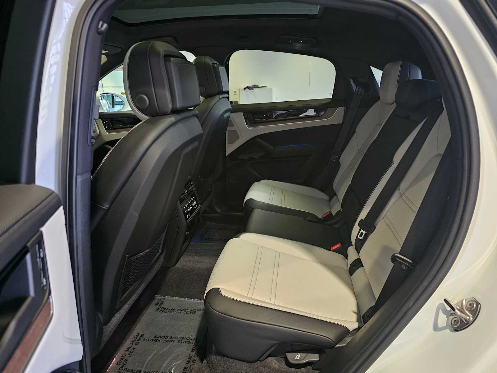 2025 Porsche Cayenne S E-Hybrid