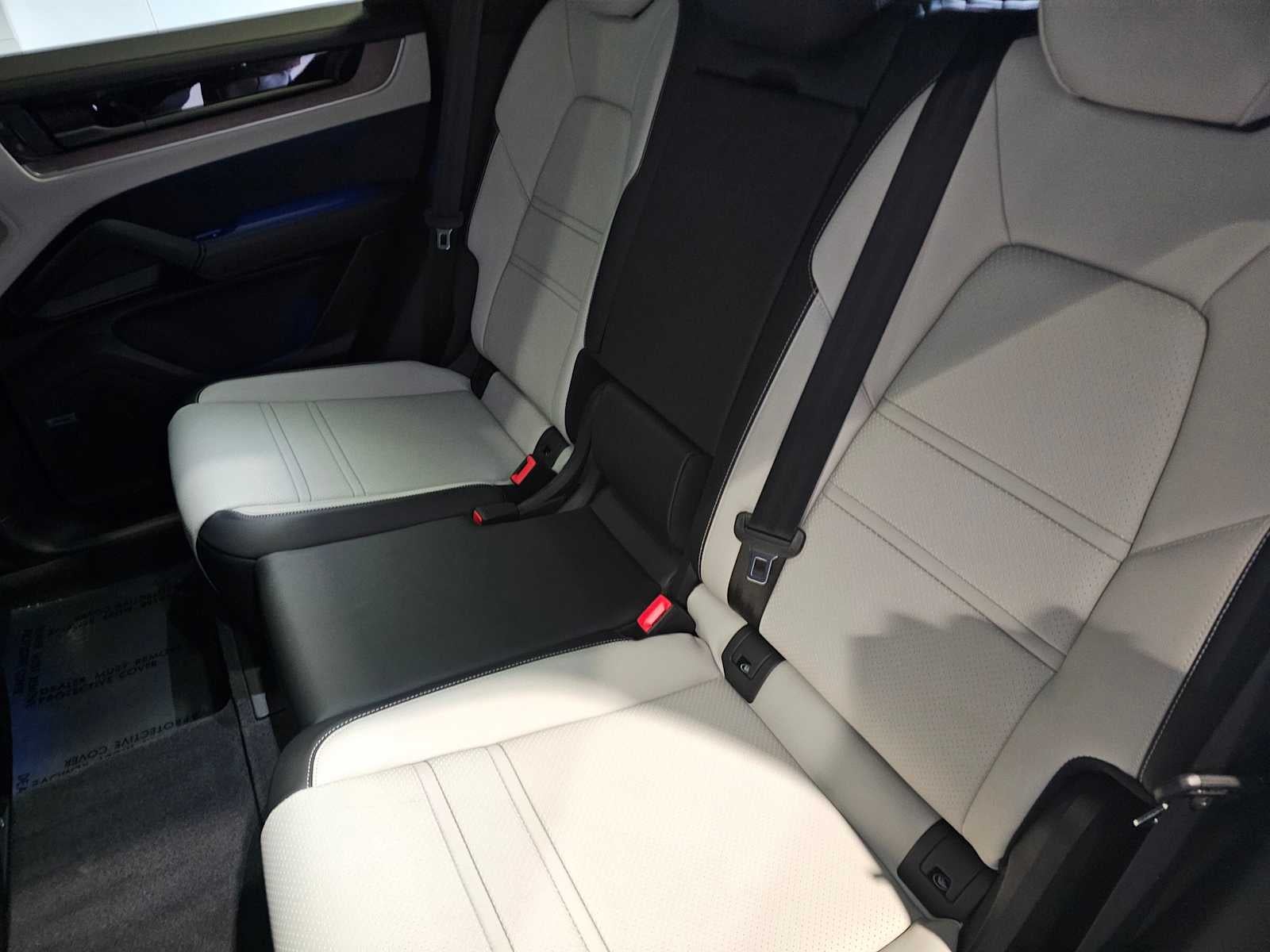 2025 Porsche Cayenne S E-Hybrid