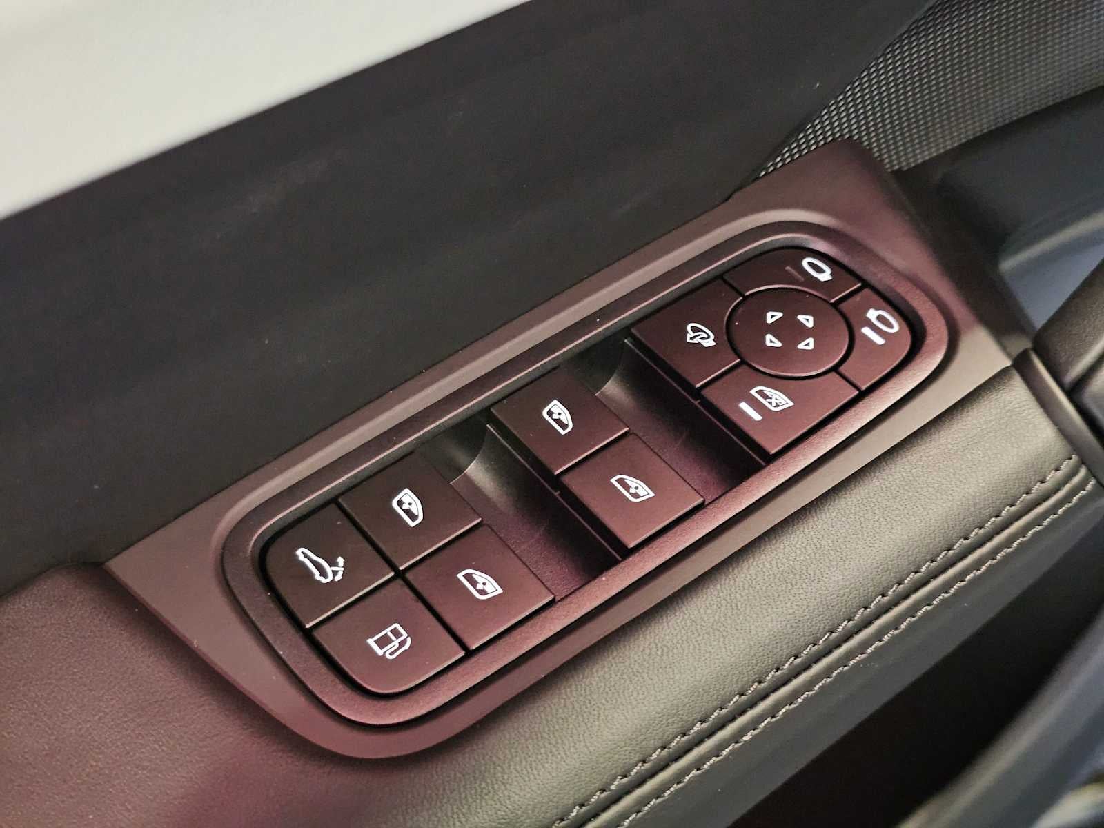 2025 Porsche Cayenne S E-Hybrid