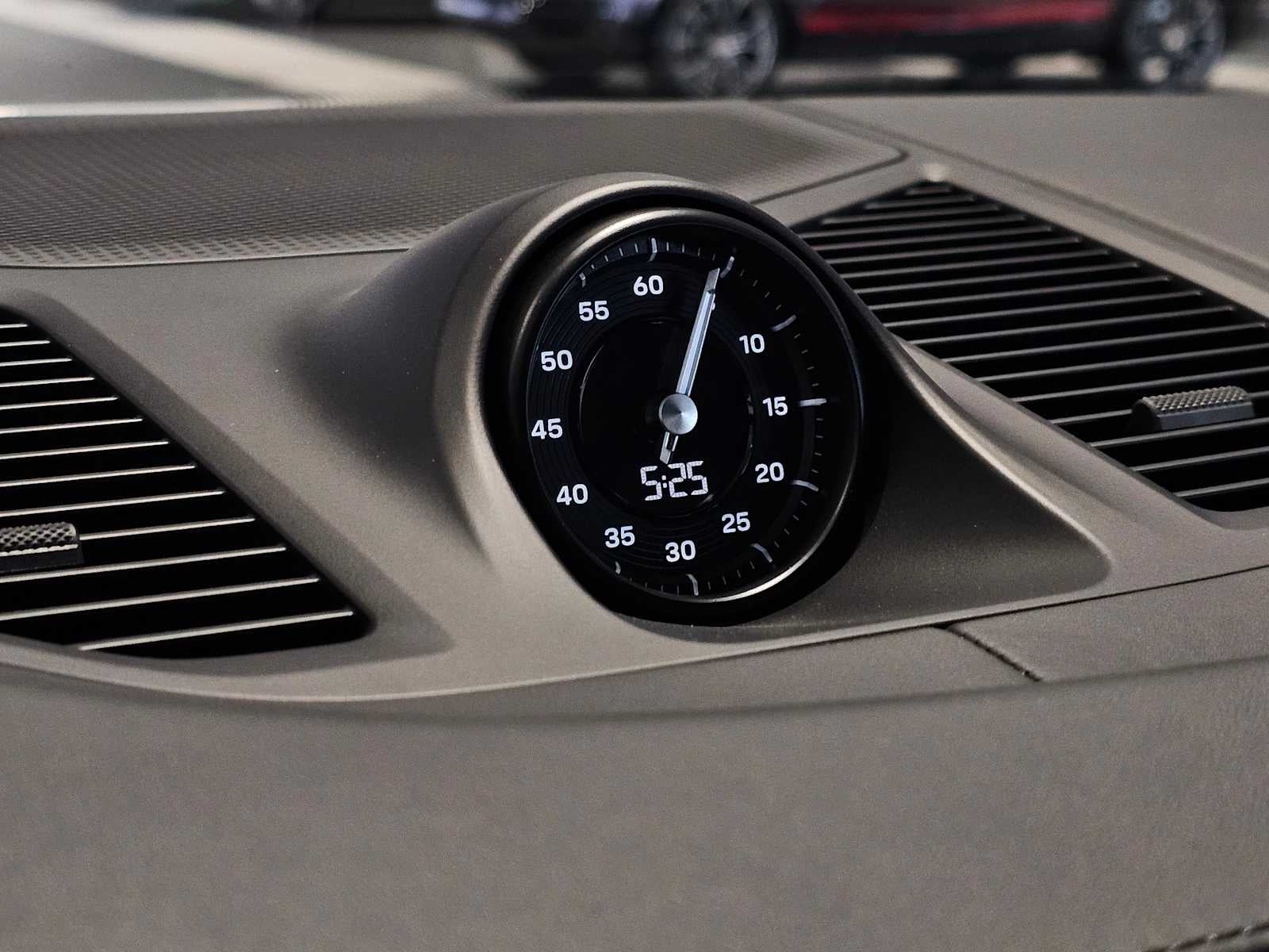 2025 Porsche Cayenne S E-Hybrid