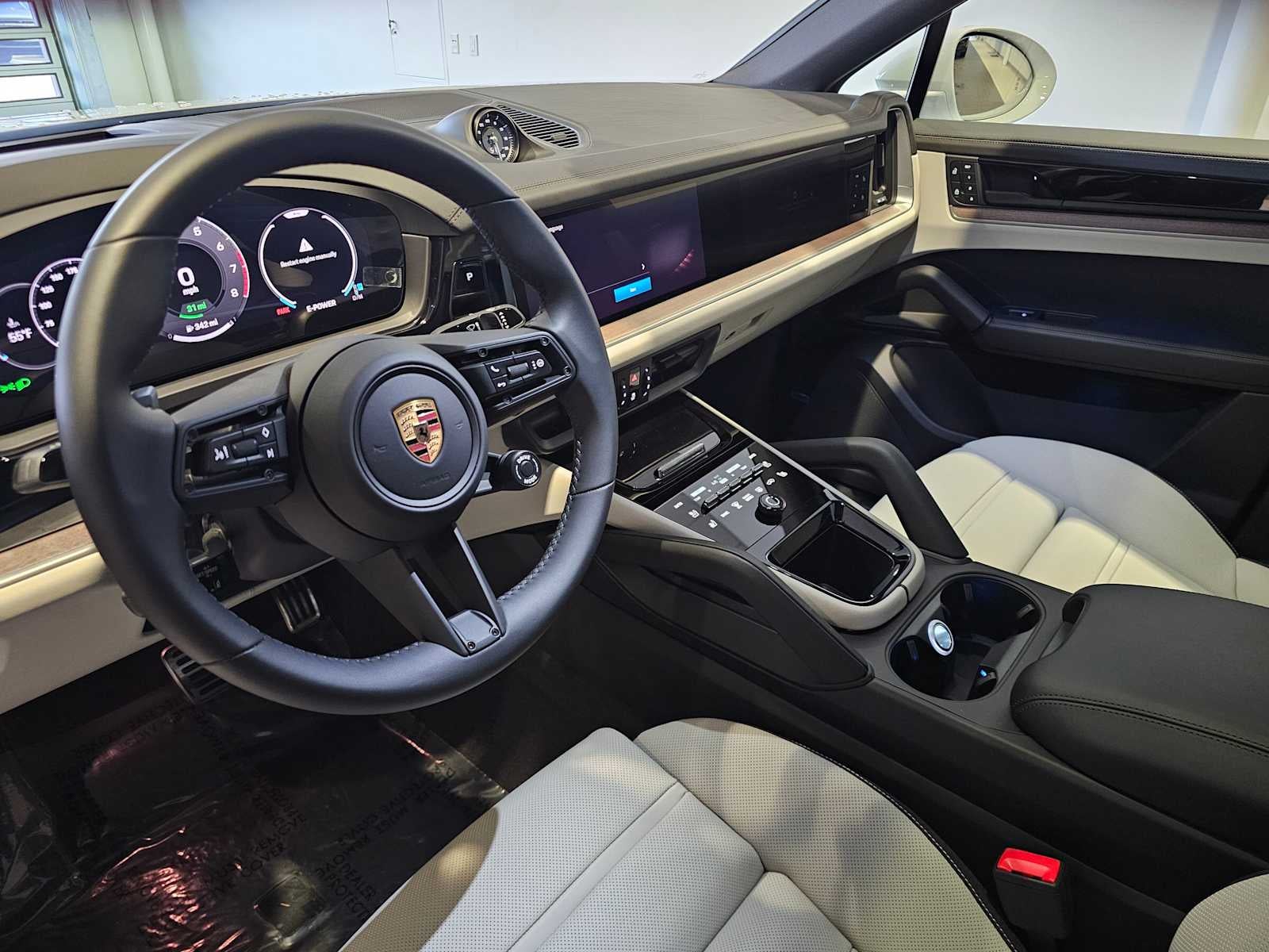 2025 Porsche Cayenne S E-Hybrid