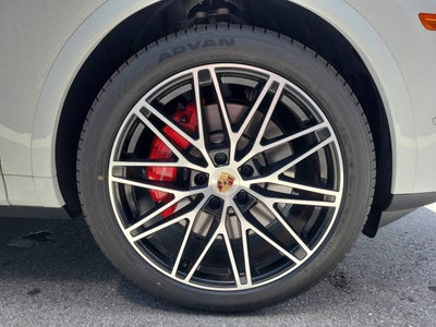 2025 Porsche Cayenne S E-Hybrid