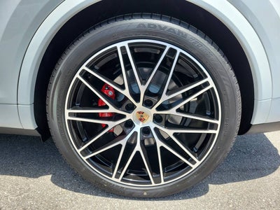 2025 Porsche Cayenne S E-Hybrid