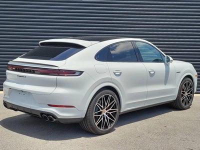 2025 Porsche Cayenne S E-Hybrid