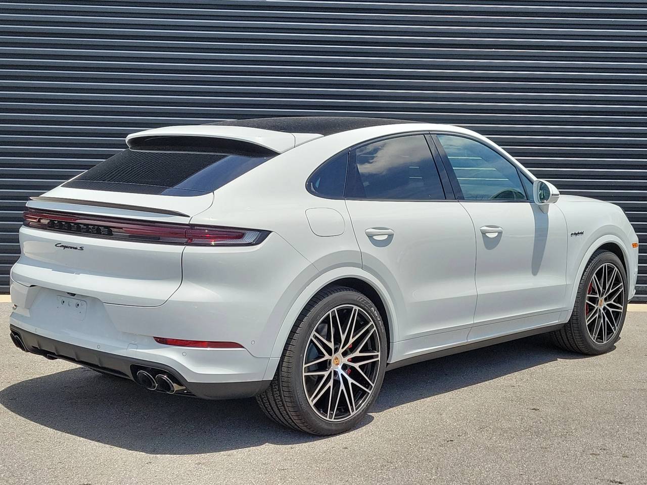 2025 Porsche Cayenne S E-Hybrid