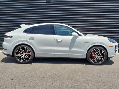 2025 Porsche Cayenne S E-Hybrid
