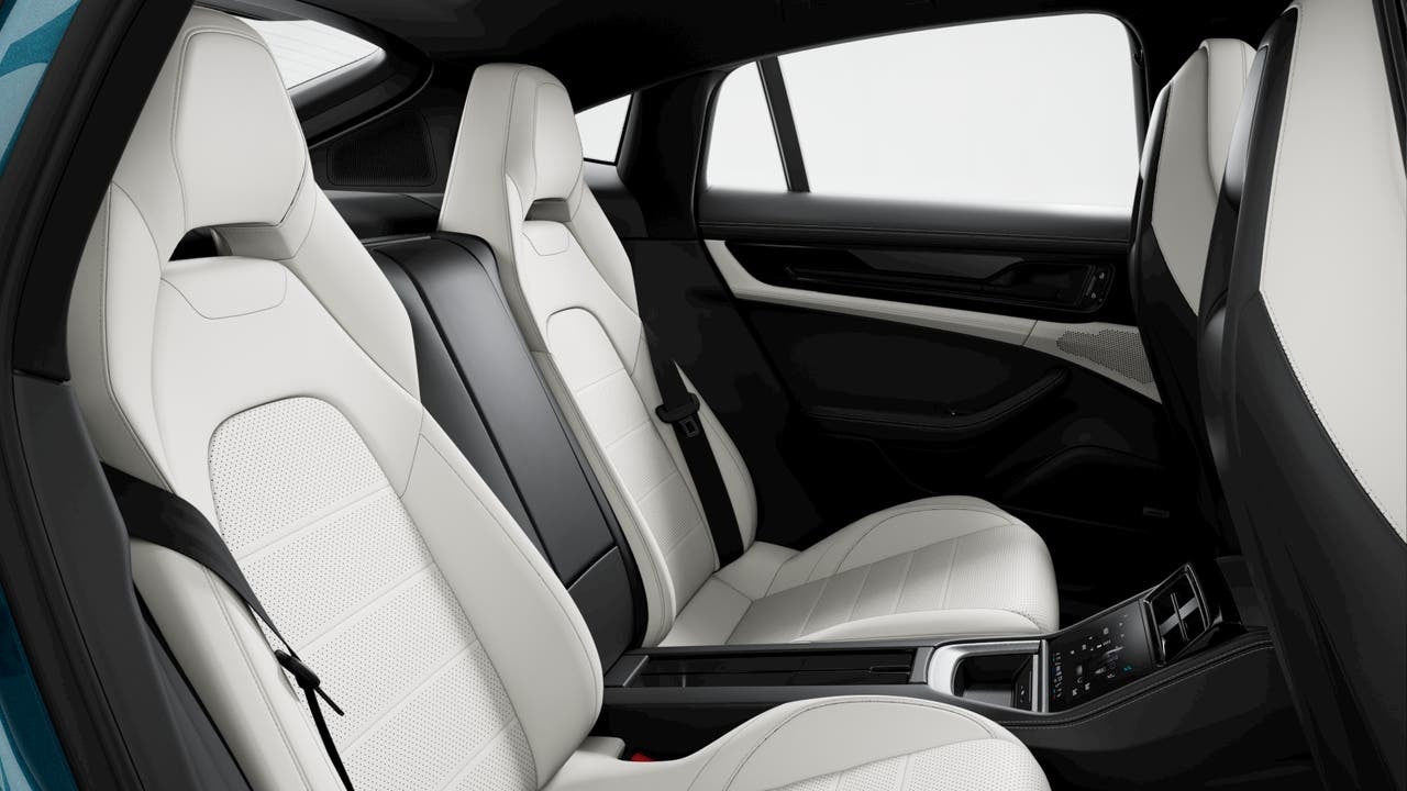 2026 Porsche Panamera Panamera 4