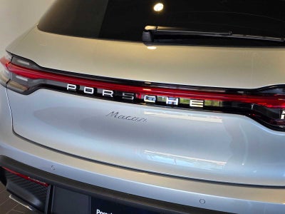 2026 Porsche Macan Macan
