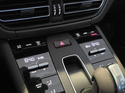 2026 Porsche Macan Macan