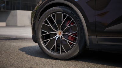 2026 Porsche Macan Macan 4S Electric
