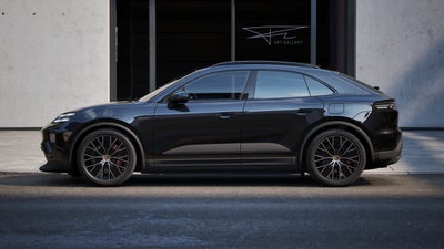2026 Porsche Macan Macan 4S Electric