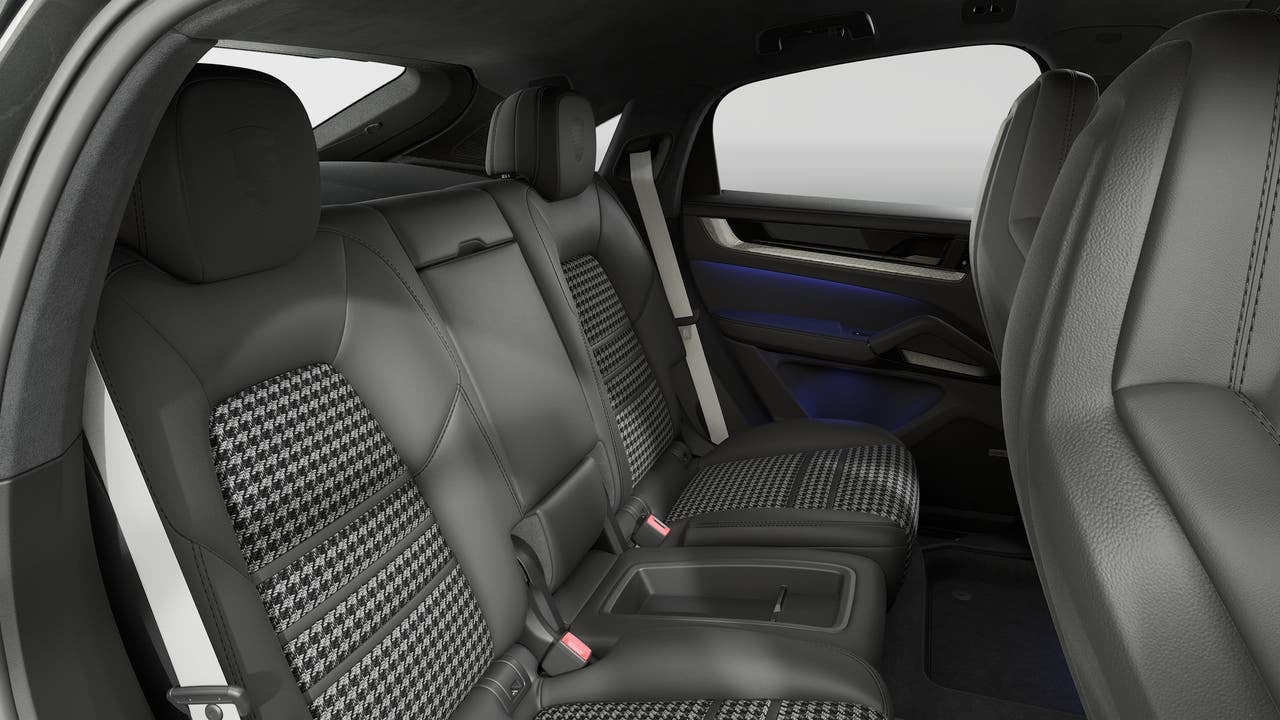 2026 Porsche Cayenne Cayenne GTS Coupe