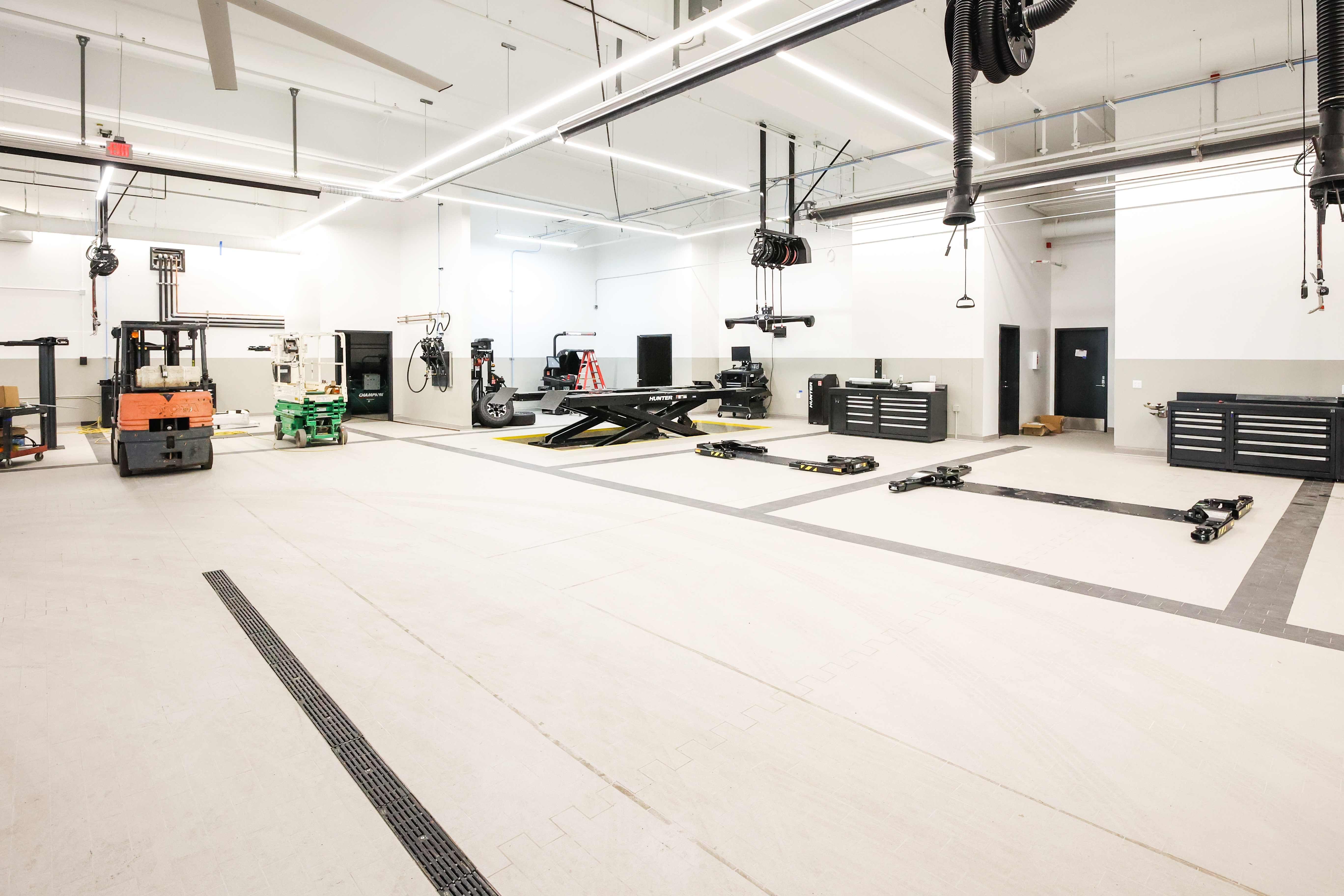 Porsche Seattle North Service Center